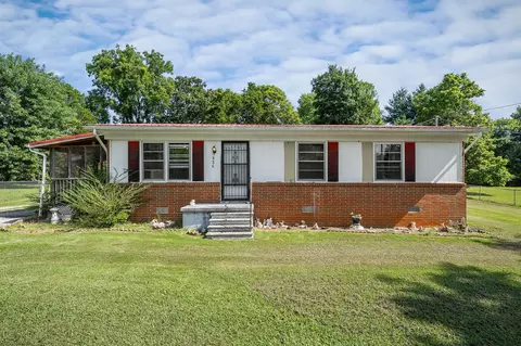 836 Forest Cir, Sparta, TN 38583
