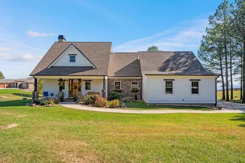 2372 River Bluffs Dr, Jasper, TN 37347