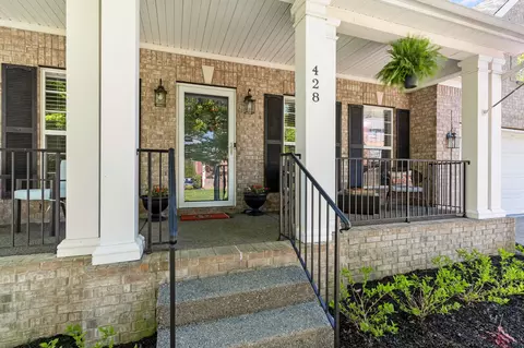 428 Laurel Hills Dr, Mount Juliet, TN 37122
