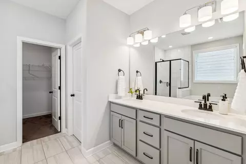 Bath - 3530 Lafave Ln, Murfreesboro, TN 37129 photo 1 of 9