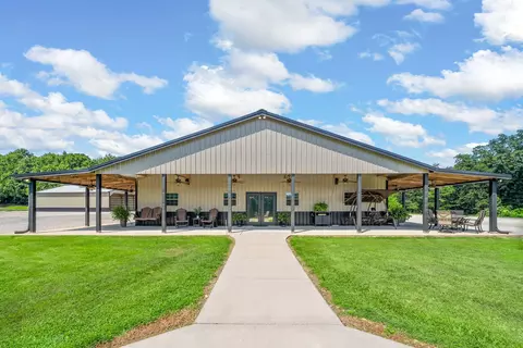 950 Choate Rd, Dickson, TN 37055 photo 1