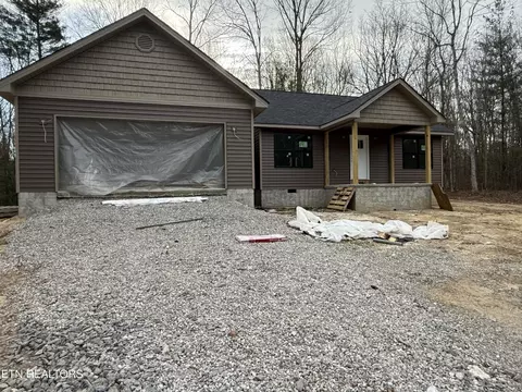 2075 Allardt Tinch Rd, Jamestown, TN 38556