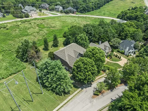 View/Area - 1098 Stonebridge Park Dr, Franklin, TN 37069 photo 2 of 2