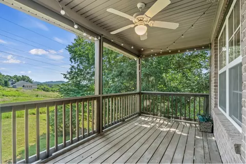Exterior - 1098 Stonebridge Park Dr, Franklin, TN 37069 photo 4 of 7