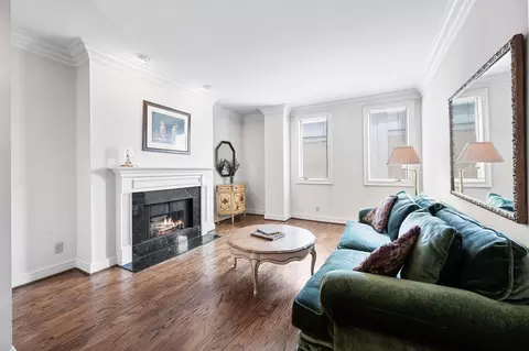 3733 W End Ave #200, Nashville, TN 37205