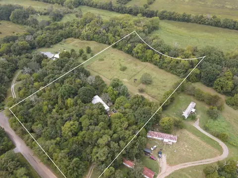 809 Elder Ln, Kodak, TN 37764 photo 3