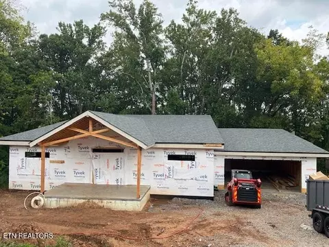 7513 Twining Dr, Knoxville, TN 37919