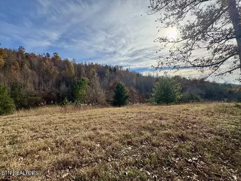 2 Three Point Rd, Vonore, TN 37885 photo 5