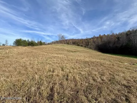 2 Three Point Rd, Vonore, TN 37885 photo 3