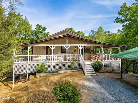 2005 Ridgetop Way, Sevierville, TN 37876