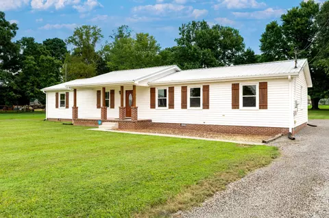 1515 Old Estill Springs Rd, Tullahoma, TN 37388