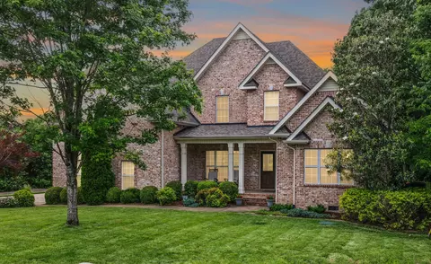 1315 Marathon Dr, Murfreesboro, TN 37129