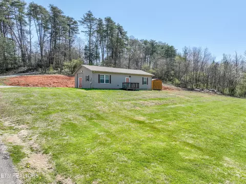 4632 Salem Rd, Greenback, TN 37742