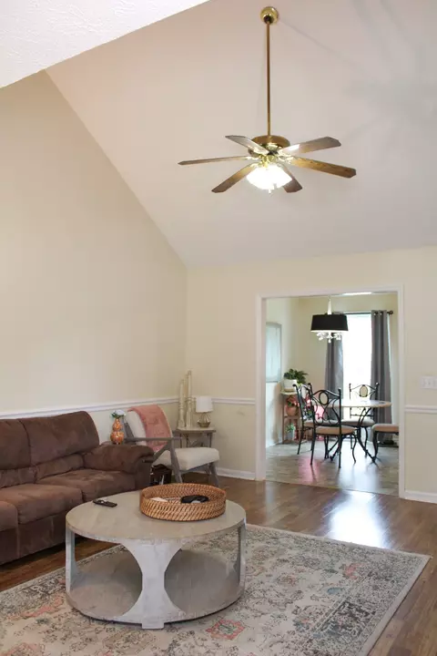 Living - 2306 Centertree Dr, Murfreesboro, TN 37128 photo 1 of 1