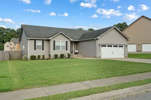 1197 Morstead Dr, Clarksville, TN 37042