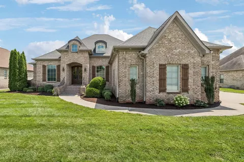 1915 Rolling Creek Dr, Murfreesboro, TN 37128