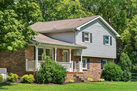 2729 Heights Circle Rd, Greenbrier, TN 37073