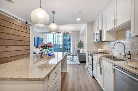 1212 Laurel St #914, Nashville, TN 37203