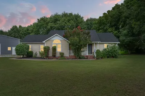 221 Lehman Trl, Murfreesboro, TN 37128