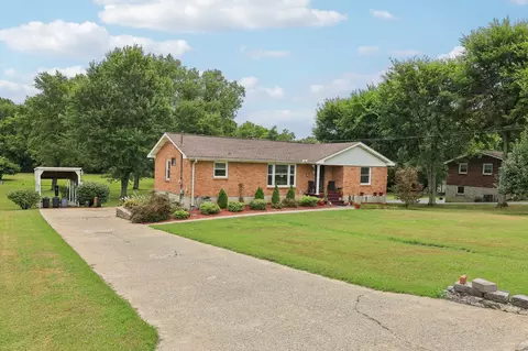 3975 Lawing Dr, Nashville, TN 37207