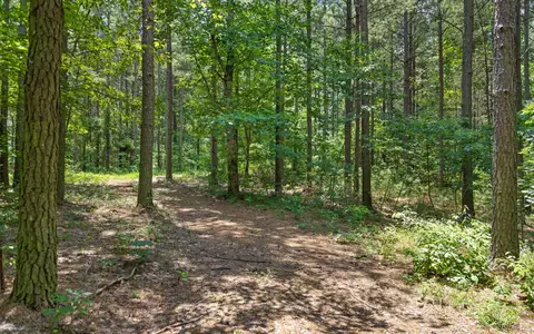 2045 Constellation Ct, Guild, TN 37340 photo 7