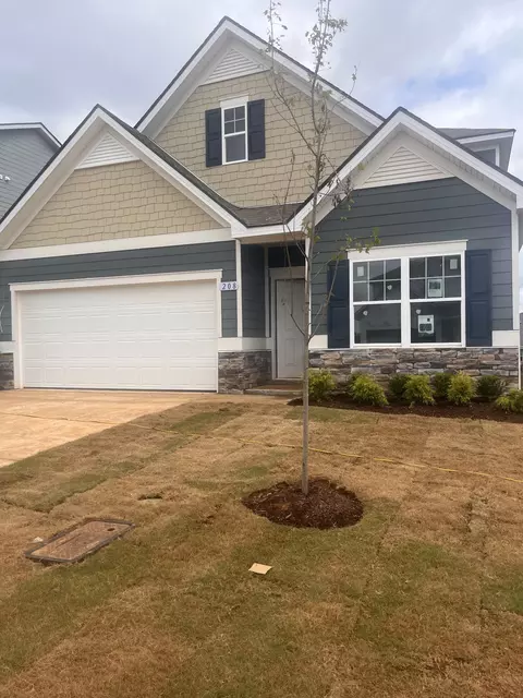 208 Hillview Ave, Shelbyville, TN 37160