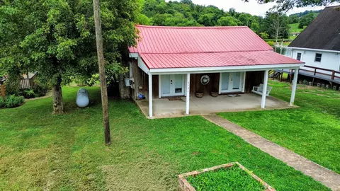 2921 Clear Creek Rd, Pulaski, TN 38478
