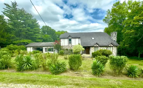 604 Woodshire Dr, Goodlettsville, TN 37072