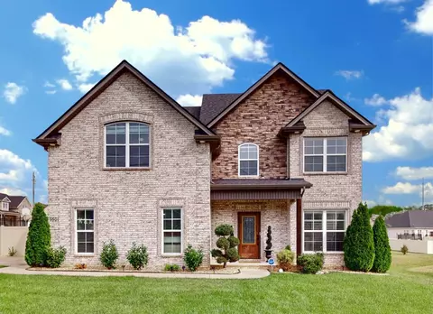 5501 Endurance Ln, Smyrna, TN 37167