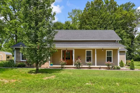 8248 Pleasant Hill Rd, Cross Plains, TN 37049