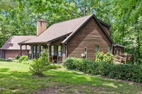 6506 Greenbrier Cemetery Rd, Greenbrier, TN 37073
