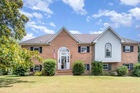 3002 Quail Ct, Greenbrier, TN 37073