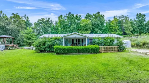 109 Ottis Hinson Rd, Hohenwald, TN 38462