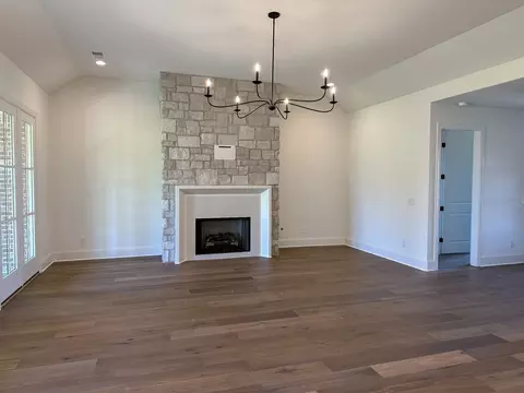 404 Bell Lake Rd, Gallatin, TN 37066
