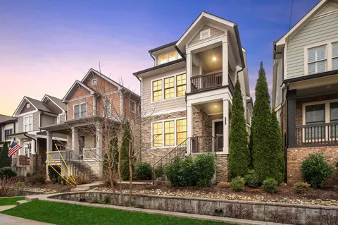 1701 Glen Echo Rd, Nashville, TN 37215