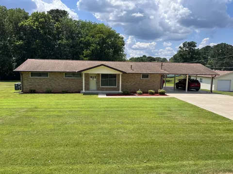 110 Hart Dr, Waverly, TN 37185