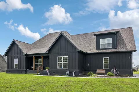 242 Green Acres Rd, Unionville, TN 37180