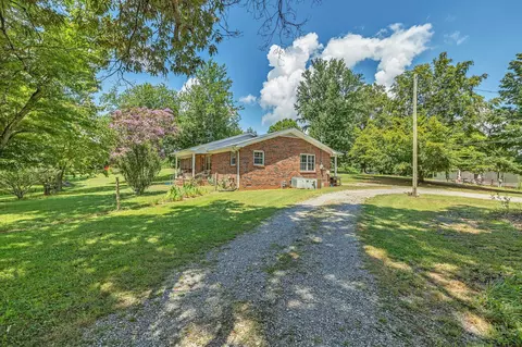 50 Lawson Mill Rd, Mcminnville, TN 37110