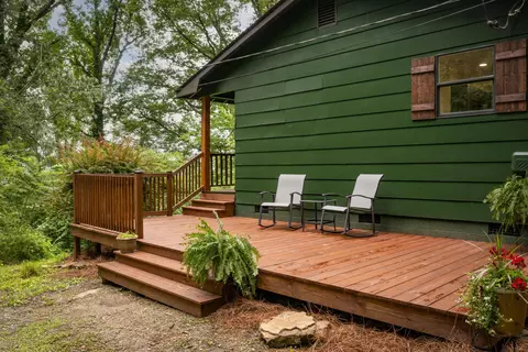 4217 W Rd, Signal Mountain, TN 37377