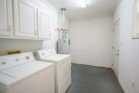 Other - 775 2nd Ave S, Loretto, TN 38469 photo 6 of 9