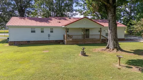 Other - 775 2nd Ave S, Loretto, TN 38469 photo 2 of 9