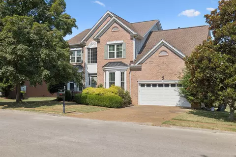 809 Onslow Way, Nashville, TN 37221