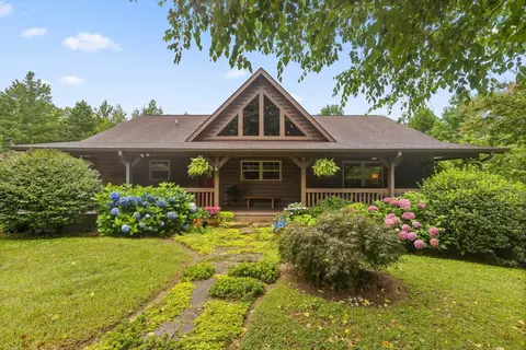 1916 Thunder Ridge Dr, South Pittsburg, TN 37380