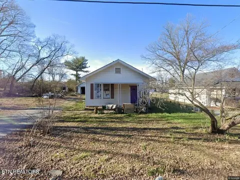 111 Springdale St, Maryville, TN 37801