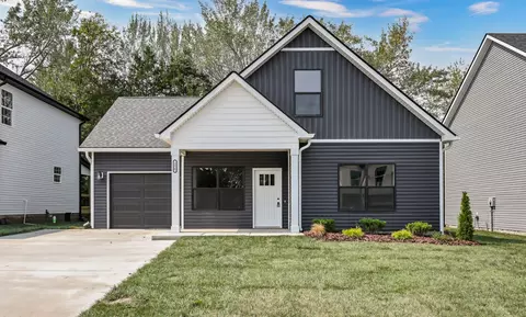 256 Switchgrass Dr, Clarksville, TN 37042