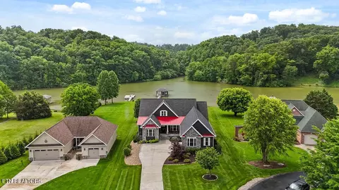 204 Oologila Pl, Loudon, TN 37774
