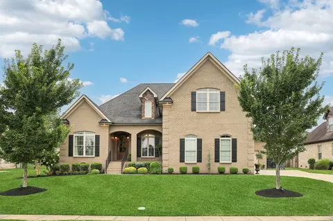 3318 Vintage Grove Pkwy, Murfreesboro, TN 37130