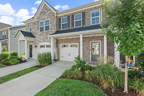 313 Victoria Dr, Lebanon, TN 37090