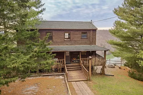 Exterior - 207 Dillon Rd, Baxter, TN 38544 photo 7 of 8