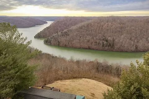 View/Area - 207 Dillon Rd, Baxter, TN 38544 photo 2 of 7